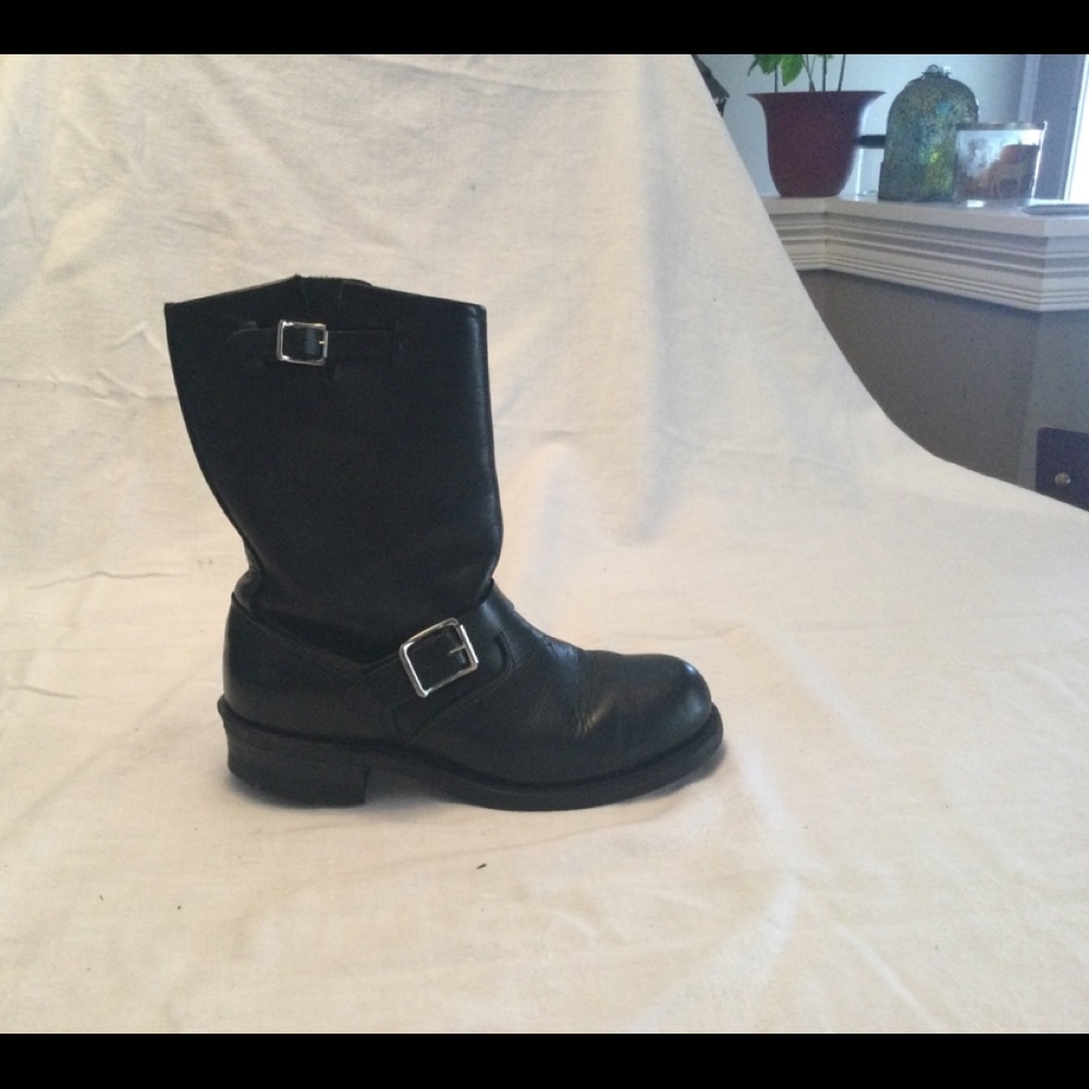 BOOTS Sz 7 LEATHER Mustang BLACK Motorcycle Riding OIL PROOF SOLE